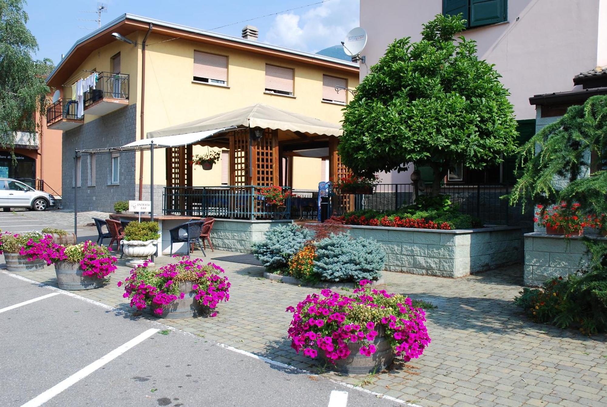 Albergo Baffo Chiuro Exterior foto